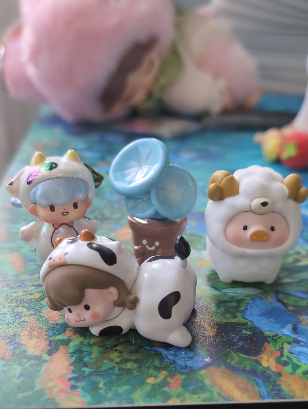 🌟Bundle Of (4) Special Edition mini figures From Various Designer Companies
